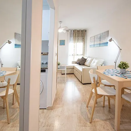 Letras Gaditanas Apartman *